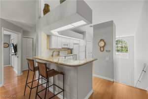 28060 Cavendish Court, Bonita Springs, FL 34135 - MLS#225015103