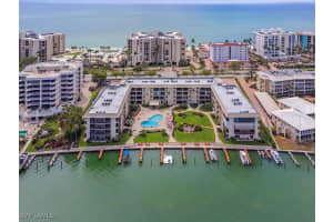 3200 Gulf Shore Blvd N 116, Naples