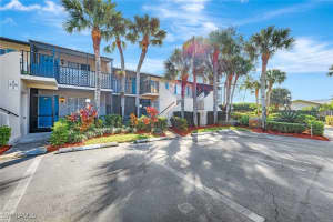 4150 Looking Glass Ln 5, Naples