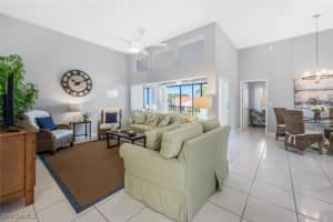 637 Beachwalk Circle, Naples, FL 34108 - MLS#225015309
