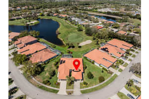 2081 Crestview Way, Naples, FL 34119 - MLS#225015316