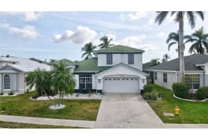 1741 Emerald Cove Cir, Cape Coral