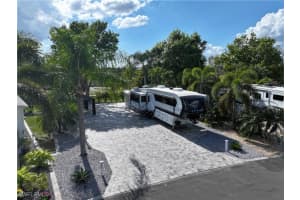 5870 MAPLEWOOD Court, Fort Myers, FL 33905 - MLS#225015364