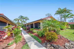 2036 Pine Isle Lane, Naples, FL 34112 Sold 03/25/25