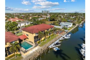 1400 Blue Point Ave 207, Naples