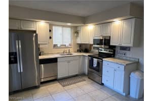 5248 Cedarbend Dr 2, Fort Myers