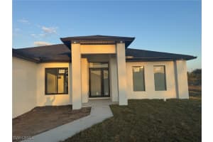 367 Progress Avenue, Lehigh Acres, FL 33974 Sold 05/12/25