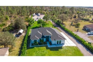 2406 37th Avenue, Naples, FL 34120 - MLS#225015511