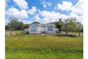 2439 Bayside Street, Naples, FL 34112 Sold 06/27/25