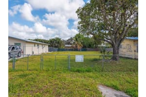  Bayside ST, Naples, FL 34112 Sold 06/27/25