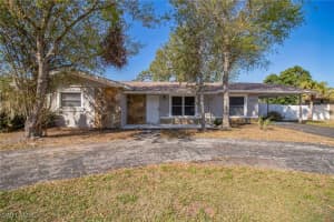 4093 Drance St, Punta Gorda