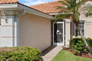 7807 Berkshire Pines Drive, Naples, FL 34104 Sold 04/04/25