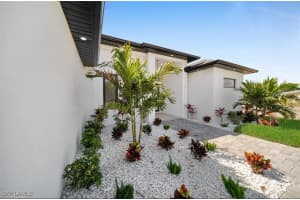 414 Nicholas Parkway, Cape Coral, FL 33990 - MLS#225016010