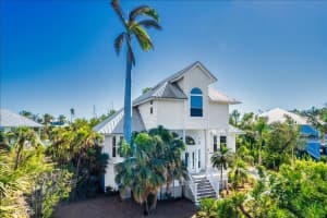 604 Sea Oats Drive, Sanibel, FL 33957 Sold 05/28/25