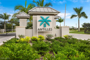 172 Indies Dr E 101, Naples