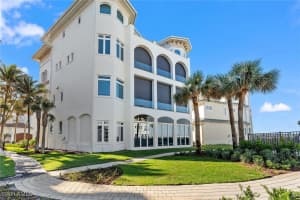 105 Felipe Lane, Bonita Springs, FL 34134 - MLS#225016154