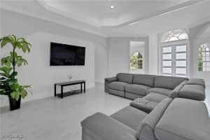 1687 Everglades Boulevard, Naples, FL 34117 Sold 07/07/25