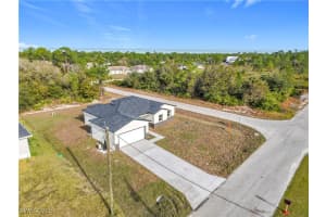 336 Hermosa Avenue, Lehigh Acres, FL 33974 - MLS#225016192