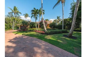 MLS# 225016194, Naples, Florida 34102