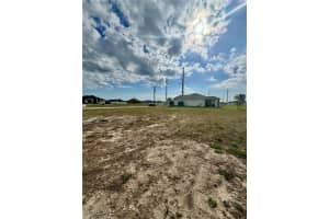 401 Kismet Parkway, Cape Coral, FL 33993 Sold 11/03/25