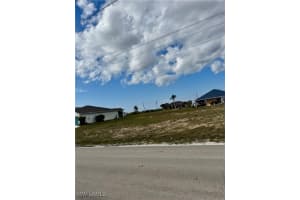 401 Kismet Parkway, Cape Coral, FL 33993 Sold 11/03/25