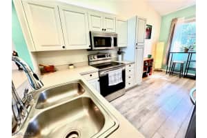 330 Robin Hood Circle, Naples, FL 34104 Sold 07/23/25