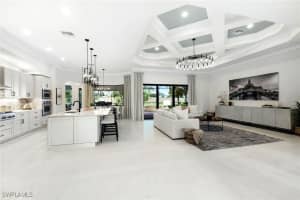 6851 Lakewood Isle Drive, Fort Myers, FL 33908 - MLS#225016333