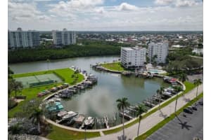 3 Bluebill Avenue, Naples, FL 34108 - MLS#225016343