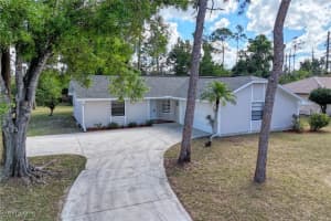 8826 Fordham Street, Fort Myers, FL 33907 Sold 03/14/25