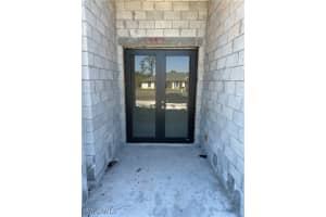 4217 3rd St W, Lehigh Acres