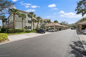 8247 Parkstone Pl 6-103, Naples