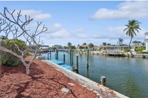 840 Wintergreen Court, Marco Island, FL 34145 - MLS#225016430