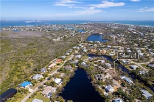 9436 Beverly Lane, Sanibel, FL 33957 Sold 11/07/25