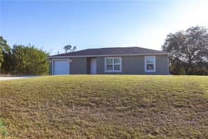 5061 Obispo Circle, Labelle, FL 33935 Sold 05/30/25