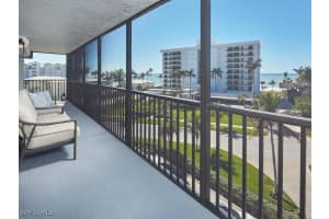 2170 Gulf Shore Blvd N 2-51w Naples, FL 34102 - Off Market