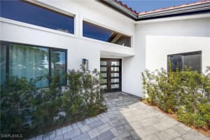 2323 Pine Woods Circle, Naples, FL 34105 Sold 08/22/25