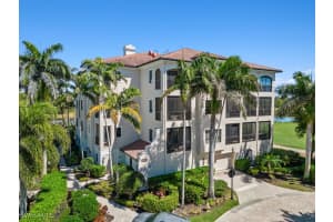 2538 Marquesa Royale Ln 5-101, Naples