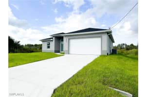 2802 22nd Street, Lehigh Acres, FL 33971 Sold 03/28/25