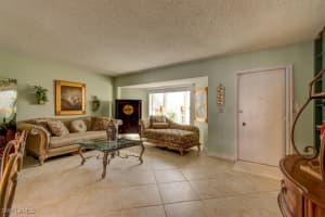 3724 Country Club Boulevard, Cape Coral, FL 33904 - MLS#225016798