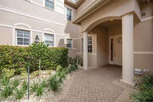 802 Regency Reserve Circle, Naples, FL 34119 Sold 04/29/25