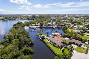 1052 Wilshire Drive, Fort Myers, FL 33919 Sold 05/15/25