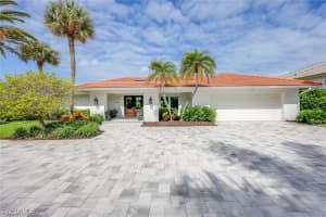 4611 Crayton Road, Naples, FL 34103 - MLS#225016950