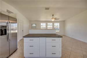 315 22nd Terrace, Cape Coral, FL 33990 - MLS#225016953