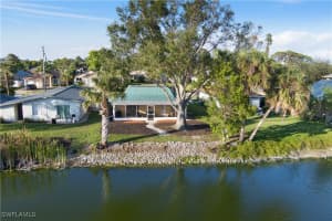 834 108th Avenue, Naples, FL 34108 Sold 05/09/25