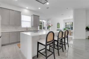 6072 Highwood Park Court, Naples, FL 34110 Sold 04/10/25