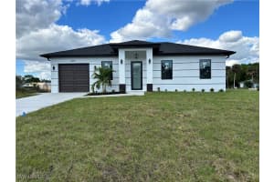 207 6th Street, Lehigh Acres, FL 33972 Sold 05/27/25
