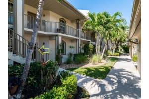 338 Newport Drive, Naples, FL 34114 - MLS#225017255