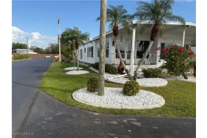 569 Winning Way, North Fort Myers, FL 33917 Sold 04/10/25