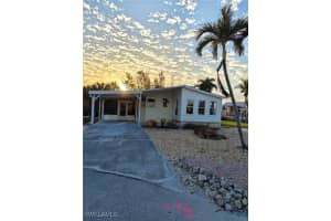 7306 Cobiac Dr, St James City