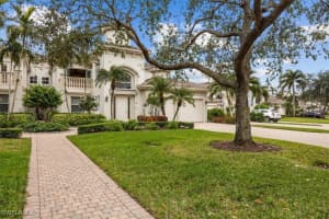 501 Avellino Isles Cir 39202, Naples